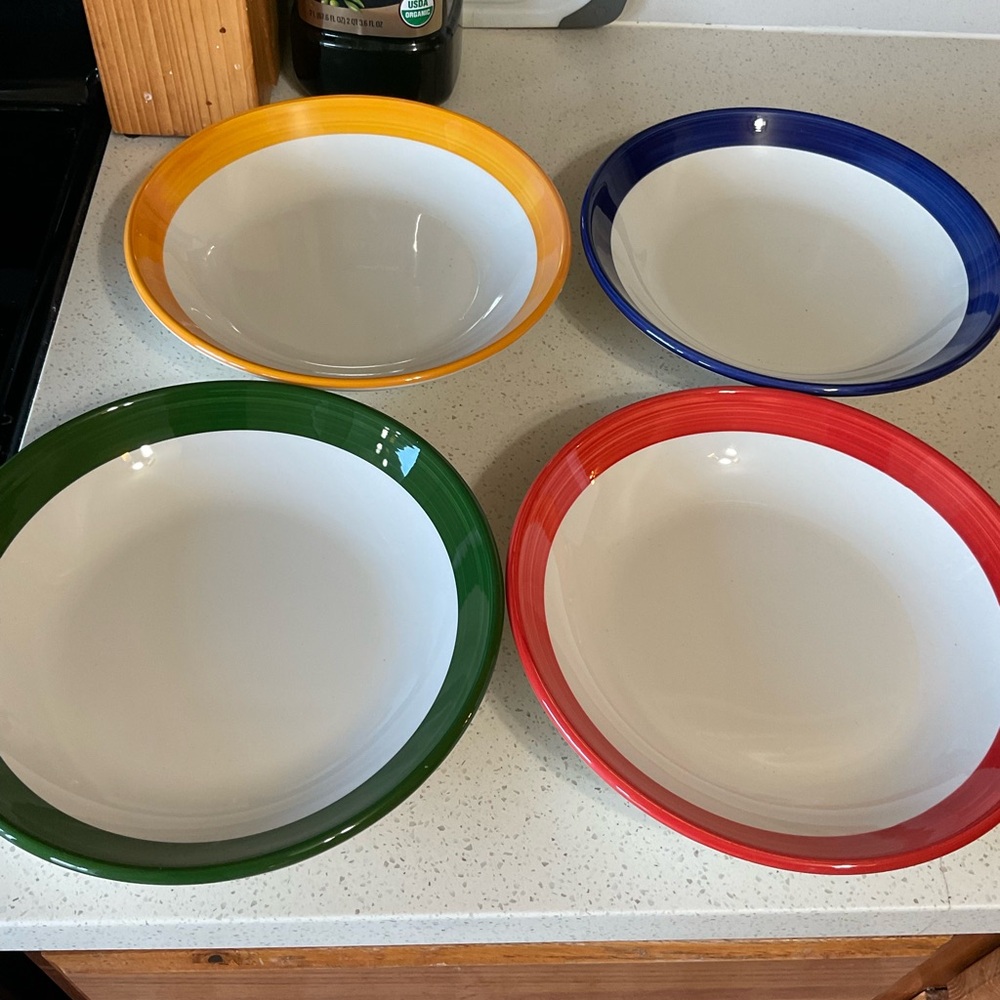 Over and Back inc. Made in Italy Bowls or salad plates